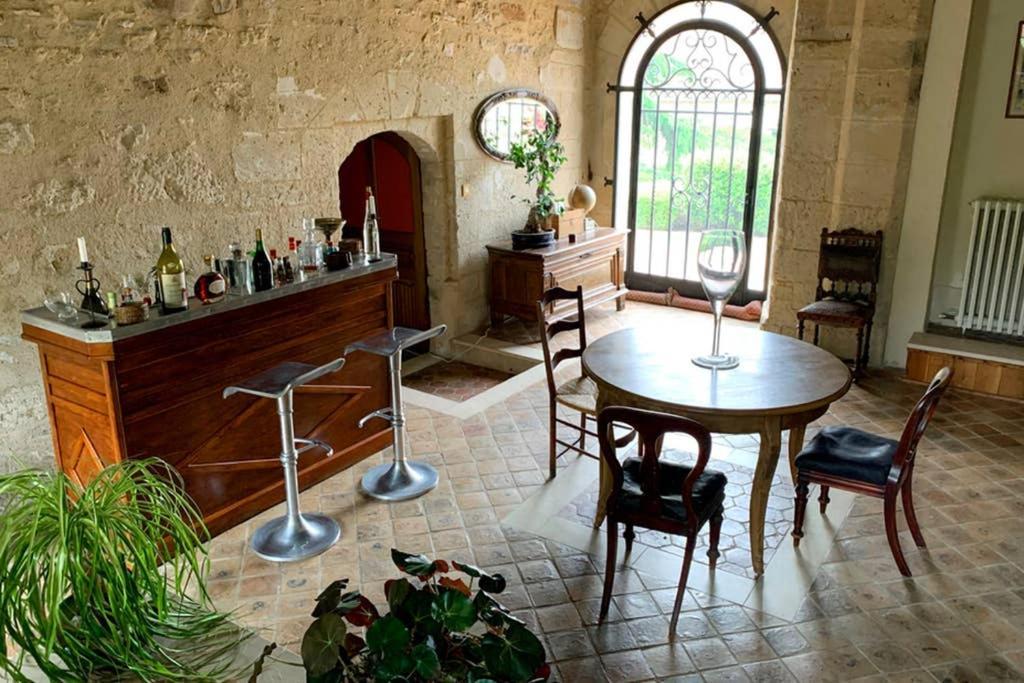 Beautiful Country House Located 50Min From Paris Eiffel Tour - Demeure D'Exception A 50Min De Paris Tour Eiffel Hodent Buitenkant foto