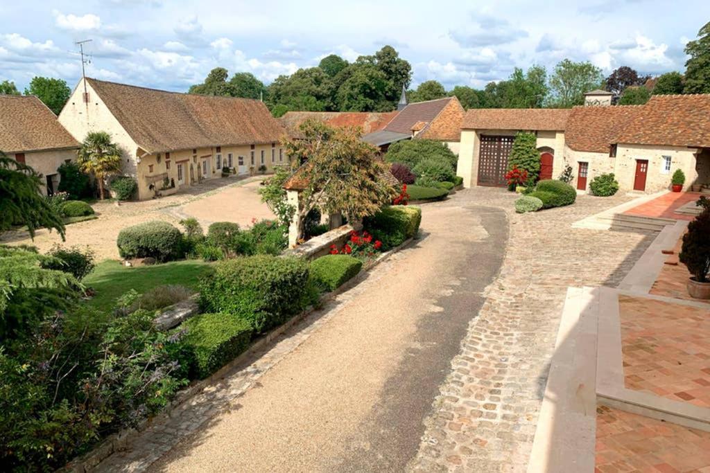 Beautiful Country House Located 50Min From Paris Eiffel Tour - Demeure D'Exception A 50Min De Paris Tour Eiffel Hodent Buitenkant foto